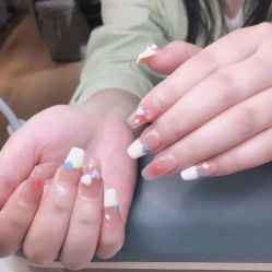 -UGIRL有个美甲