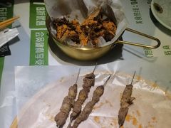 -寂寞的豆芽 烧烤酒场(丽景店)