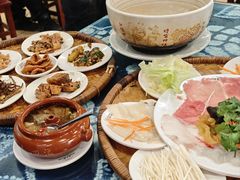 -桥香园云南过桥米线(金马碧鸡店)