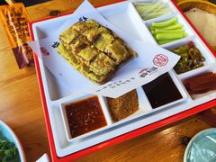-肘子酥·天津菜·特色捞面(德云社店)