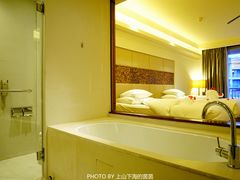 -三亚亚龙湾雅高美爵酒店