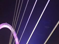 -南京眼步行桥