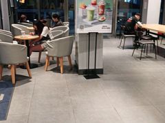 -瑞幸咖啡(杭州绿地中央店)