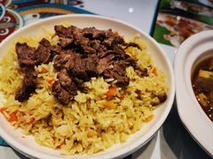 -楼兰古丽·新疆拌面·清真(华阳城店)