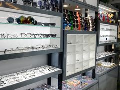 -亿嘉视线眼镜·蔡司战略门店(人大NO660店)