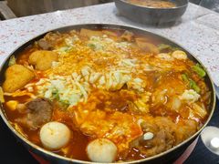 -玛喜达韩式火锅大排档(海城店)