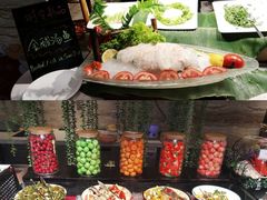 沙拉蔬菜-威珀斯酒店·珀萃美食餐厅 | 海鲜刺身·现烤生蚝·特色烤肉