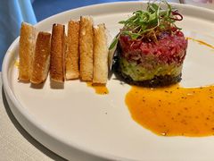 牛肉塔塔配牛油果黑橄榄酱-Solo(衡山路店)