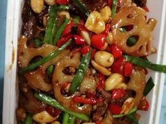 -洞庭土菜小炒馆(易发广场店)