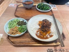 -小满手工粉(上海新世界城店)