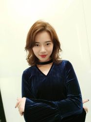 -HAIR CORNER