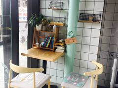 -蜜蜂小象·榴莲千层蛋糕(时代汇11栋店)