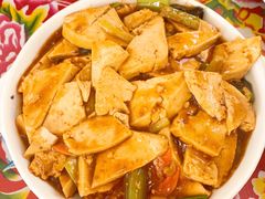 -何适山庄 ·可团建(水长城P2停车场店)