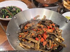 -黄泥岗·地道湖北菜(奥特莱斯店)