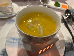 鲍参翅肚羹-RIVIERA 松鹤楼(外滩店)
