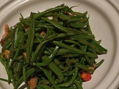 -鑫巴蜀小镇 · 水煮鱼专研店(玉桥店)