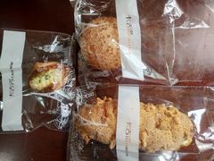 爆浆泡芙-卡吉诺动物奶油生日蛋糕(中原路店)