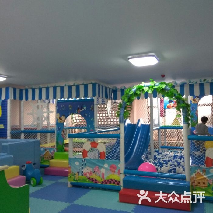 香港3861海豚湾母婴生活馆图片-北京婴儿游泳-大众点评网