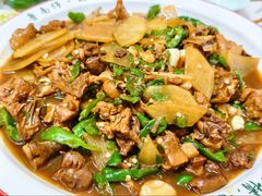 -鲁南仔·滕州炒鸡(经三路店)