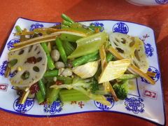-陈掌柜澄城水盆羊肉(钟楼店)
