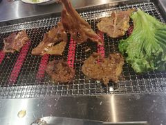 肥牛-马路牙子地桌烤肉(工体店)