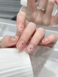 -悦指间美甲美睫