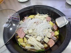 -屯老二农家铁锅炖·行业领军者(梅江店)