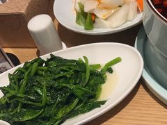-渝信川菜 · 川味家常菜(财富购物中心店)