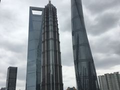 -陆家嘴空中步行连廊