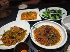 -纳家楼·地道陕菜(劳动路店)