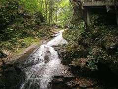 -藏龙百瀑风景区