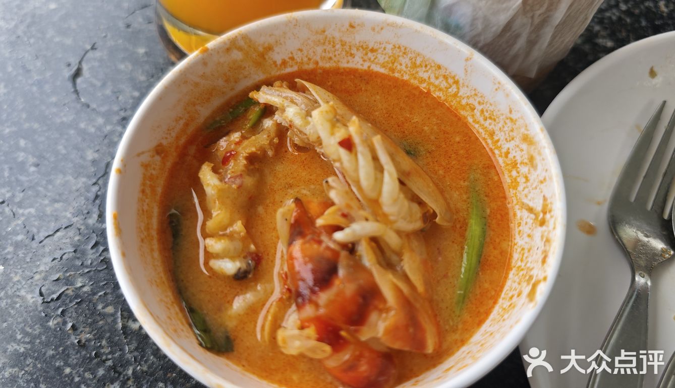 海边漫步美食探索