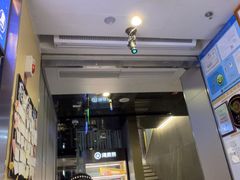 -海底捞火锅(长宁路龙之梦店)