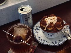 -Café Monson