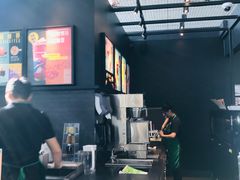 -星巴克(浦东机场T2到达店)
