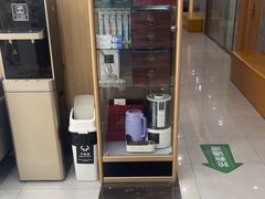 -上海仁爱医院口腔科 · 种植