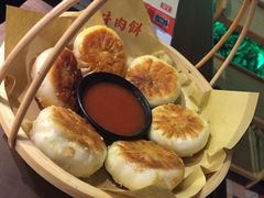 -左庭右院鲜牛肉火锅(新梅广场店)