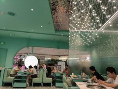 -季季红火锅(柳州城中万达二店)