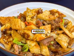 -伊带伊路新疆美食府(呼家楼店)