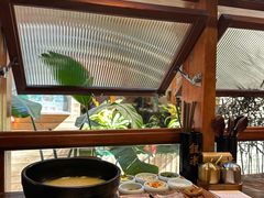-银米·云南传统过桥米线(双廊黑金冠店)