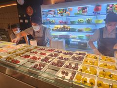 -涨巢·潮玩水疗局