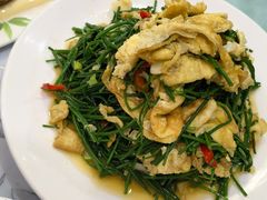 -苏莱特色牛骨滩羊手抓馆(长城东街总店)