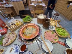 -阿婆情腊排骨火锅(金虹路店)