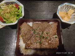 -炼火烤肉店