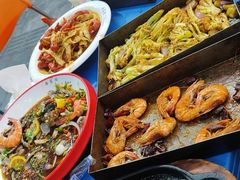 -老东镇啤酒屋海鲜加工·蒸汽海鲜·海鲜烧烤(台东店)