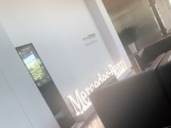 -奔驰上海利星(七宝店)
