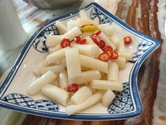 酸辣藕芽-椿记烧鹅(叠彩店)