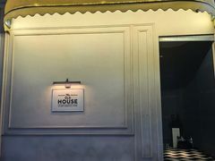 -THE OLD HOUSE酒吧