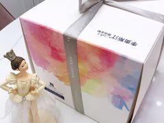 红丝绒水果蛋糕-李奥斯汀蛋糕商务茶歇·甜品台·企业活动团建(长寿路店)