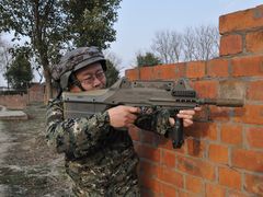 -崇明岛拓展训练真人CS镭战基地